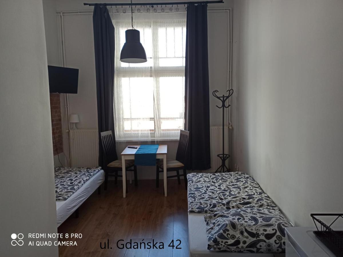 Hostel Palacyk Bydgoszcz Bagian luar foto